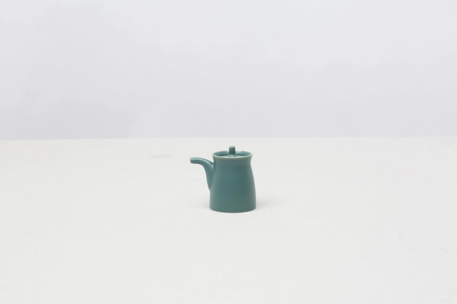 Hakusan Porcelain Kitchen G Soy Sauce Bottle Green 2 Hakusan Porcelain Kitchen G Soy Sauce Bottle Green