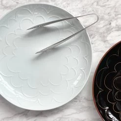 Hakusan Porcelain Shell Flower Platter