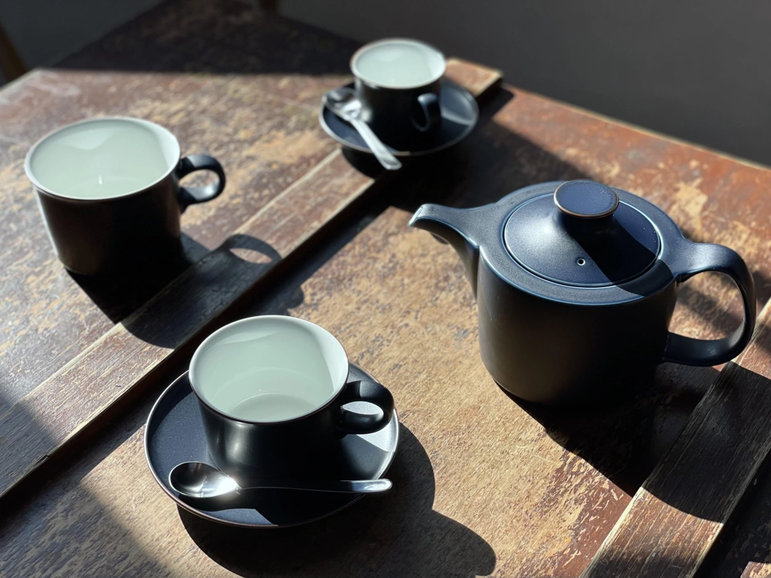 Hakusan Porcelain Navy Tea Pot Tea & Coffee 3 Hakusan Porcelain Navy Tea Pot Tea & Coffee