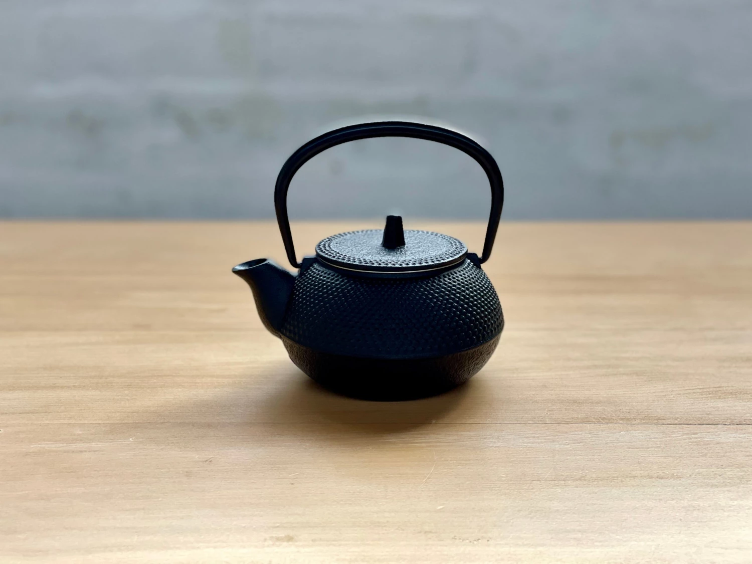 CIBI Nanbutekki Tea Pot 320ml "Arare" Tea & Coffee 2 CIBI Nanbutekki Tea Pot 320ml "Arare" Tea & Coffee