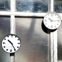 Riki Watanabe Riki Hibiya No Tokei Home Decor