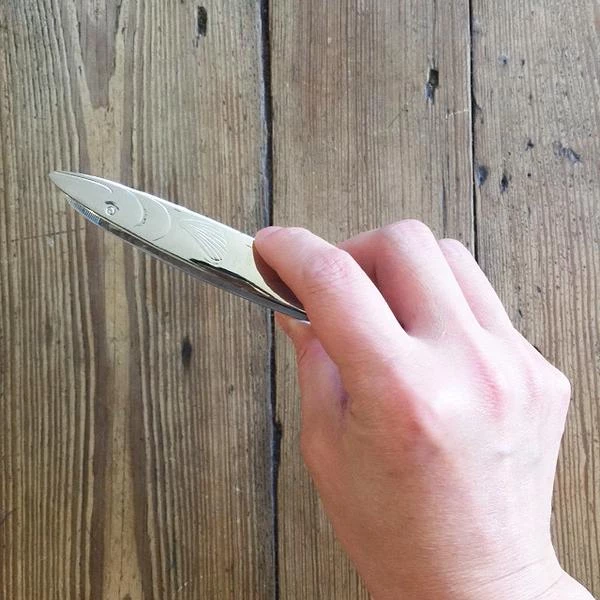 Kobo Aizawa Fish Tong Kitchen 3 Kobo Aizawa Fish Tong Kitchen