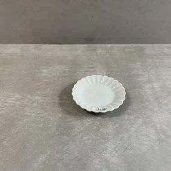 Kihara Dining & Tableware Arita Kohakuji Mame Plate (Chrysanthemum)