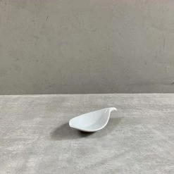 Hakusan Porcelain Chopsticks & Rest Chopstick Rest Leaf White