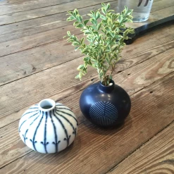 Hakusan Porcelain Maru Vase White Home Decor