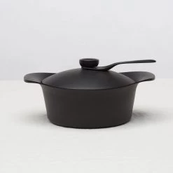 Sori Yanagi Pot & Pan Nambu Tekki Sauce Pan 22cm Deep (3.5L) Japanese Cast Iron Pan