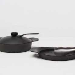 Sori Yanagi Pot & Pan Nanbu Tekki Sauce Pan 22cm Shallow 2L