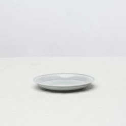 Hakusan Porcelain Yoshizubori Plate 22cm Dining & Tableware